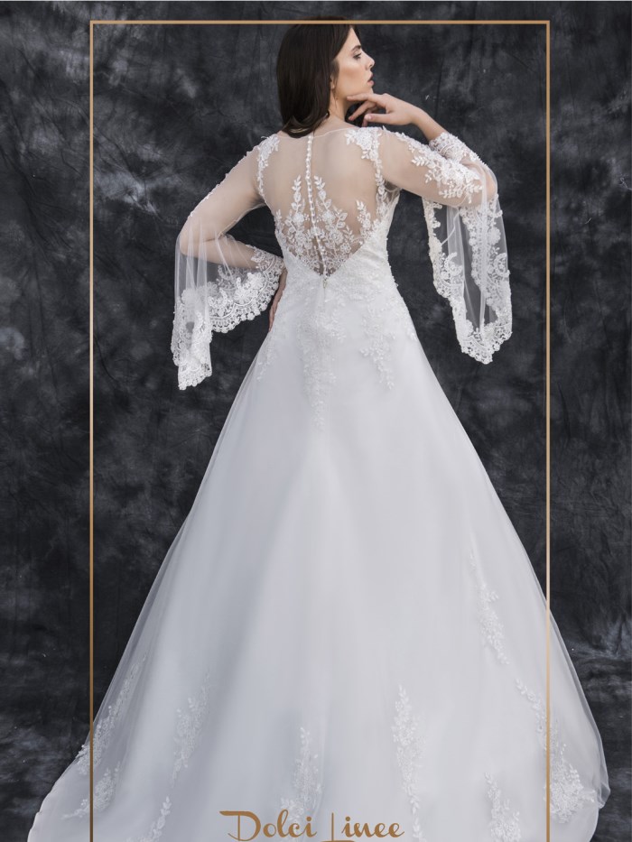 Wedding dresses Curvy Wedding Dresses: LX 066 